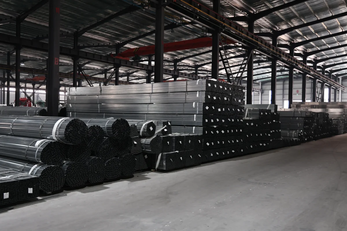 Export pipe bundles with protected packing